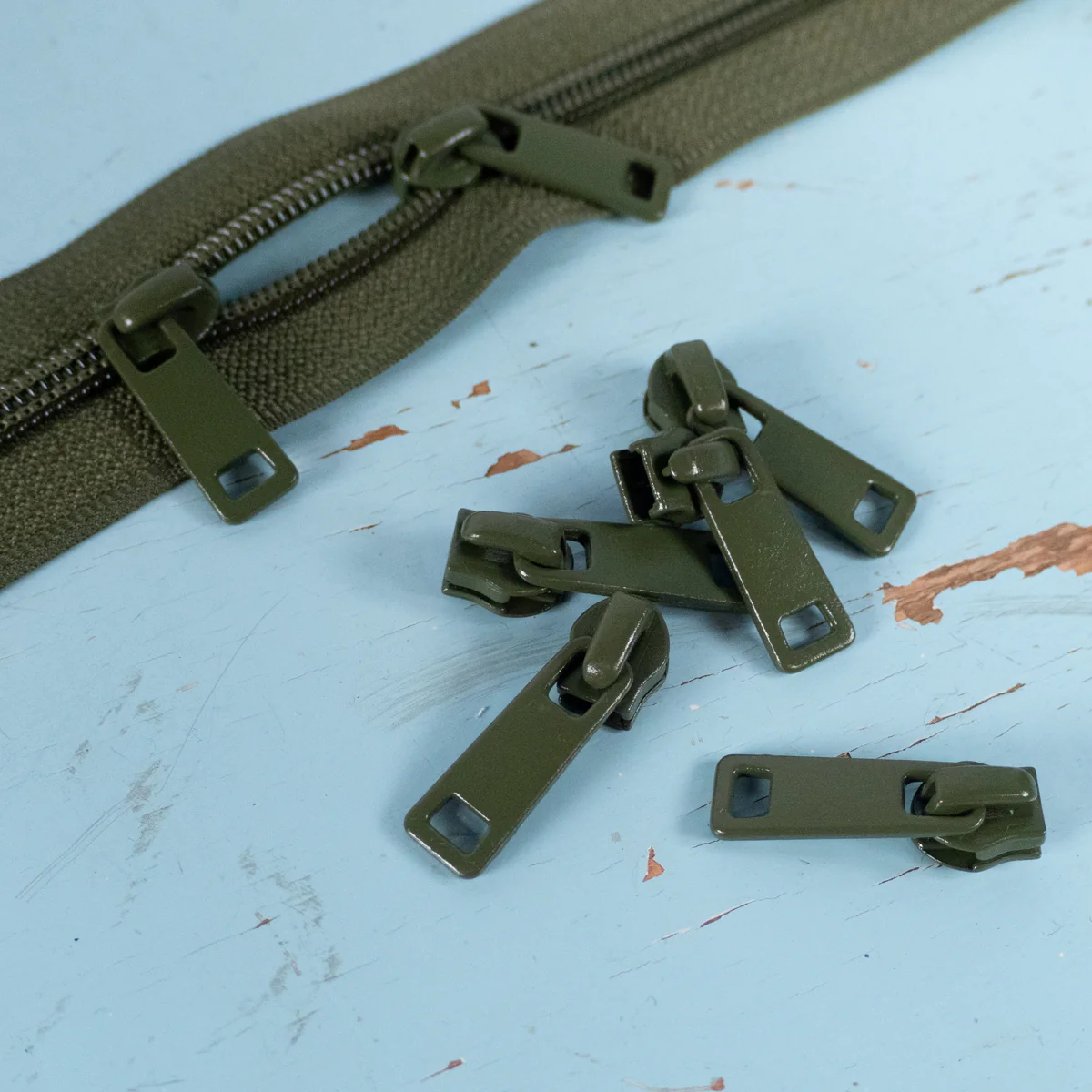 Curseur pour fermeture à glissière au mètre ikatee® - Olive - Image 2