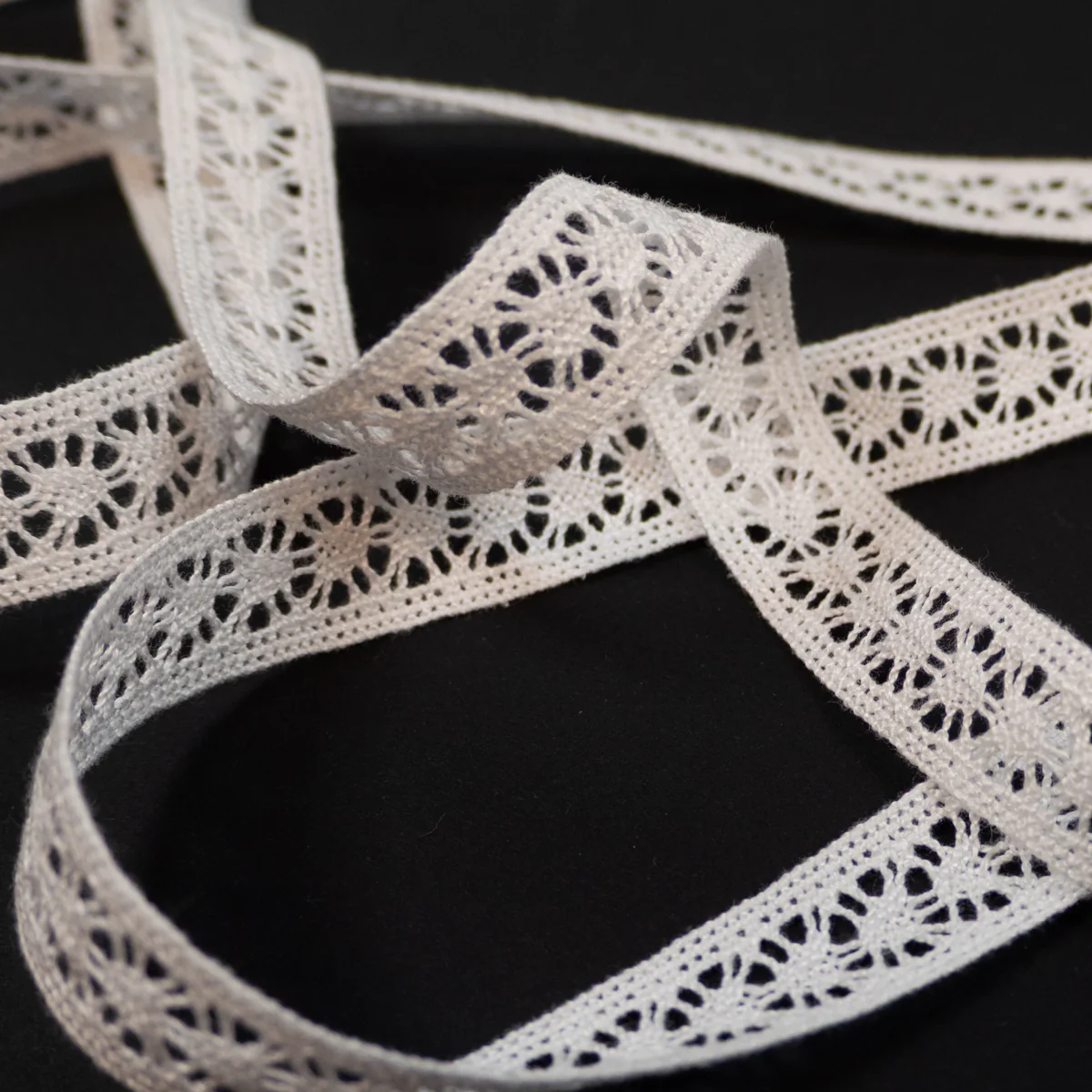 Galon dentelle en coton - 15 mm - Blanche - Image 5