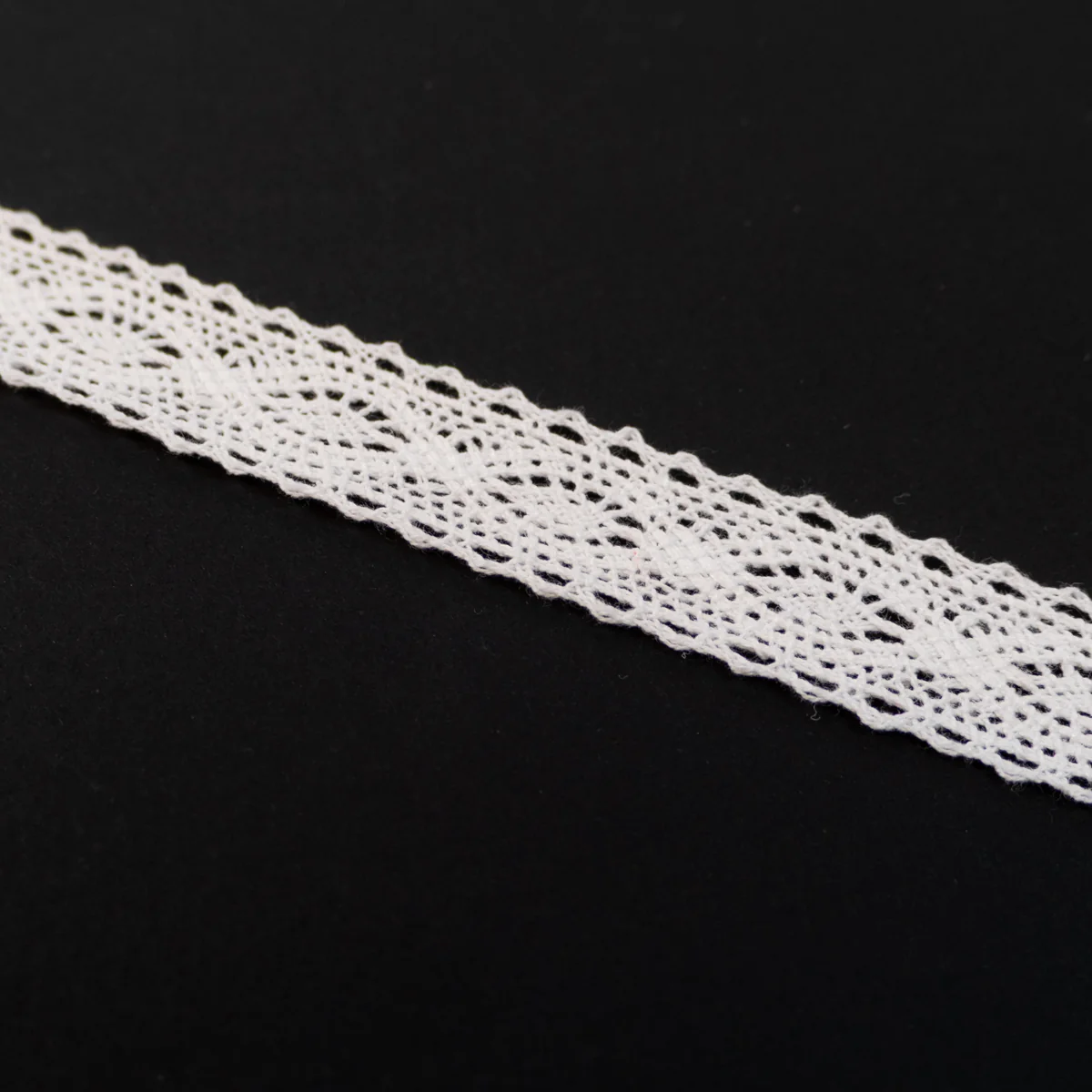 Galon dentelle au fuseau - 20 mm - Blanc - Image 4