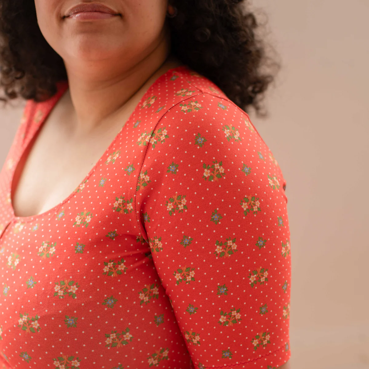 Tissu Jersey Bio - Ikatee® - Polka flowers - Rouge - Image 5