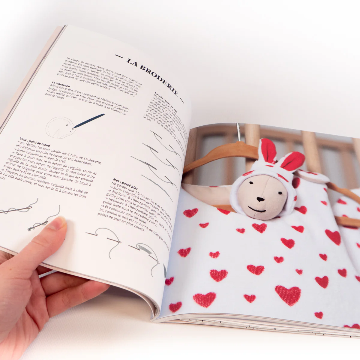 Livre de couture bébé "BONNE NUIT" Livre papier - Image 17