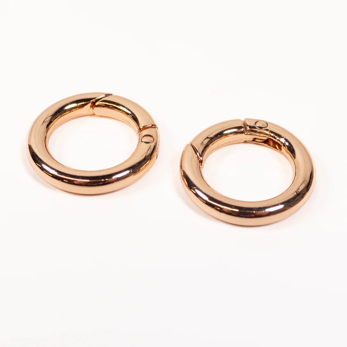 Lot de 2 anneaux mousqueton métal - 16 mm - Doré