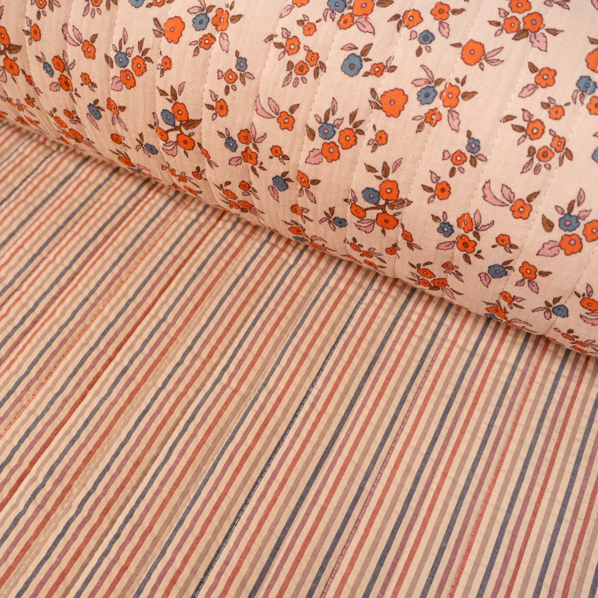 Tissu matelassé réversible - June - Rose poudrée - Image 3