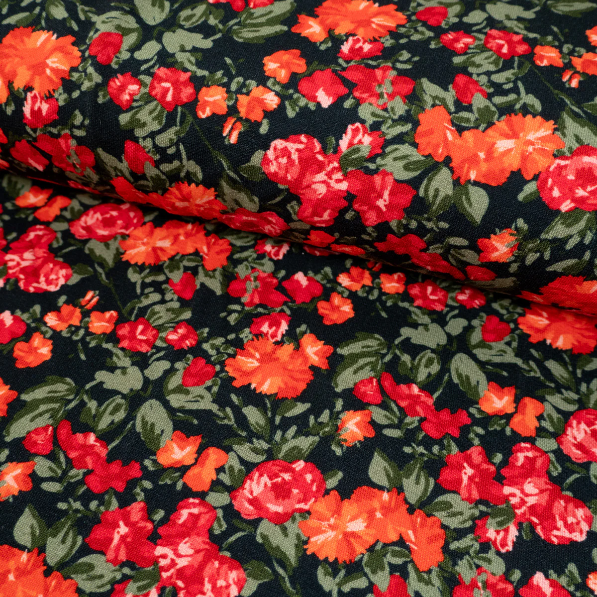 Tissu jersey de viscose - Ikatee® - Flora Viva - Noir - Image 2