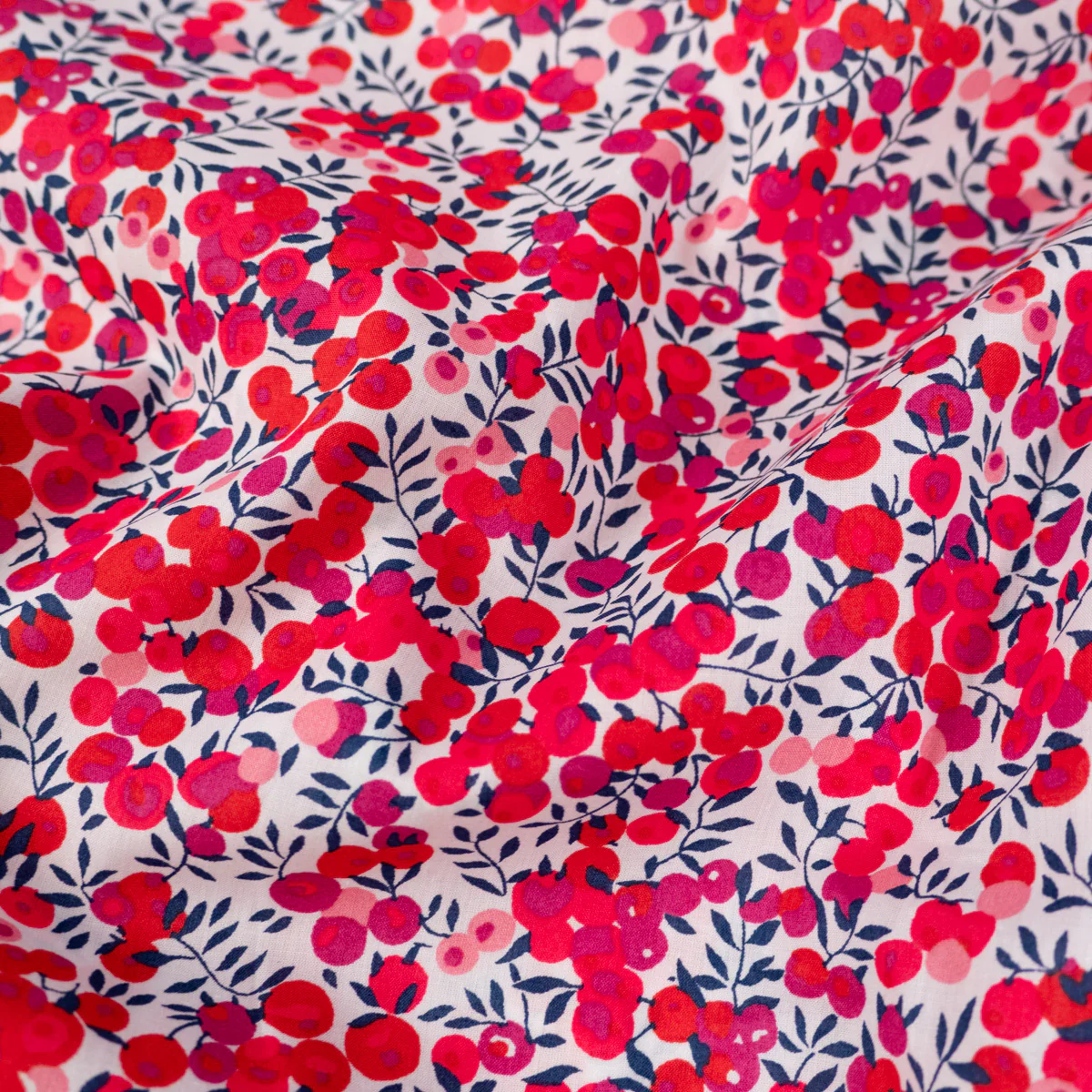 Tissu Liberty WILTSHIRE - rouge - Image 4