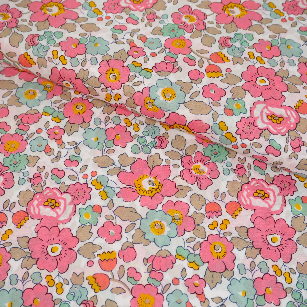 Tissu Liberty Tana Lawn - Betsy - Rose et Vert - Image 3