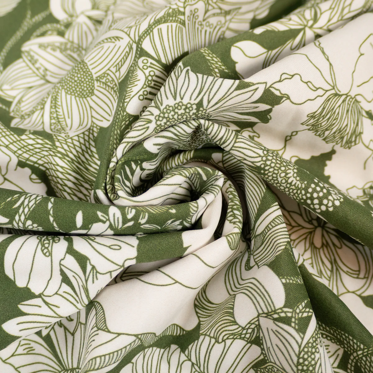 Tissu maille lycra / maillot de bain - Liberty Gabriella - Écru et vert kaki - Image 4