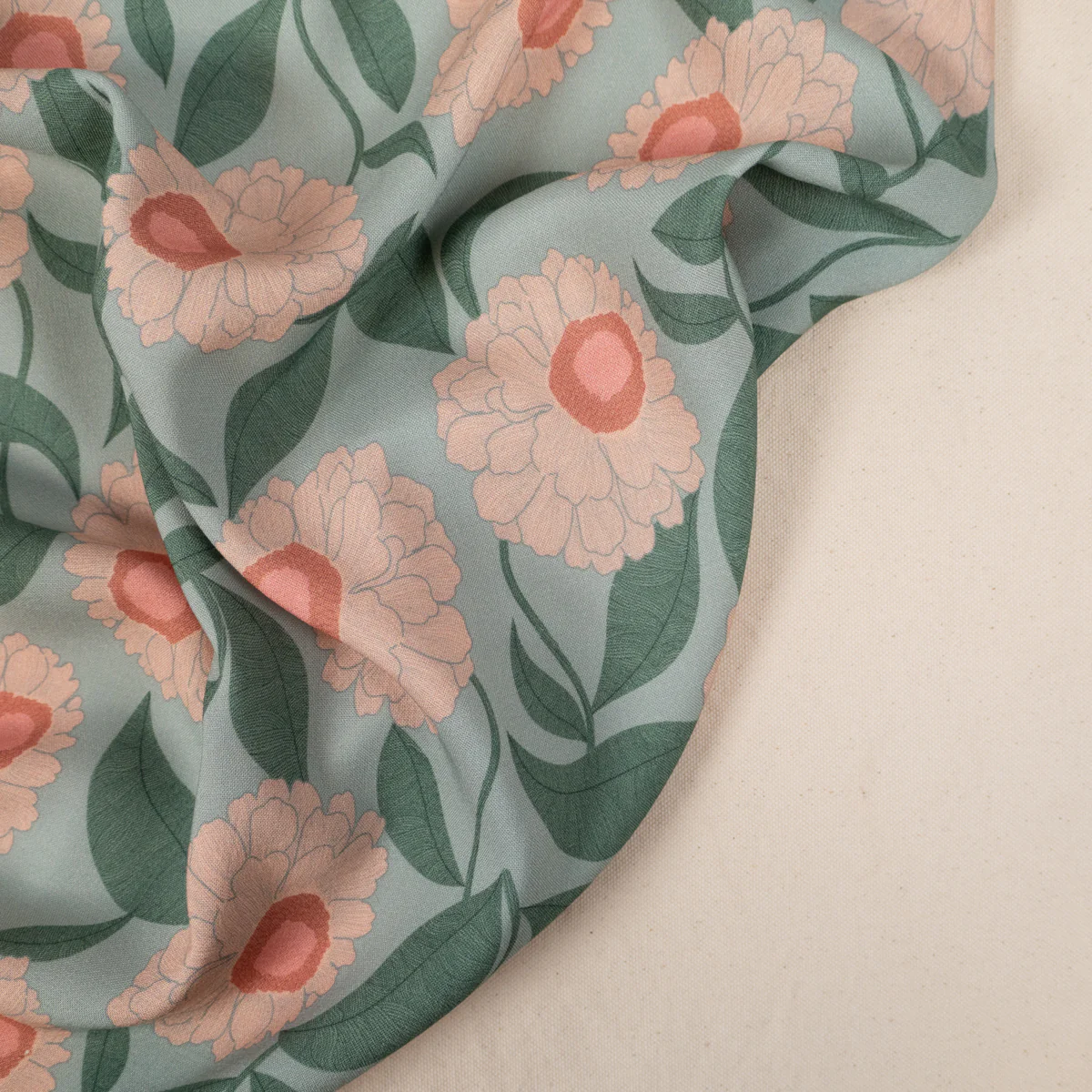 Tissu viscose - Ikatee® - Soft bloom - Vert sauge - Image 3